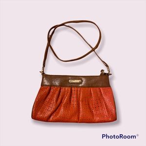 Anne Klein Clutch w/strap